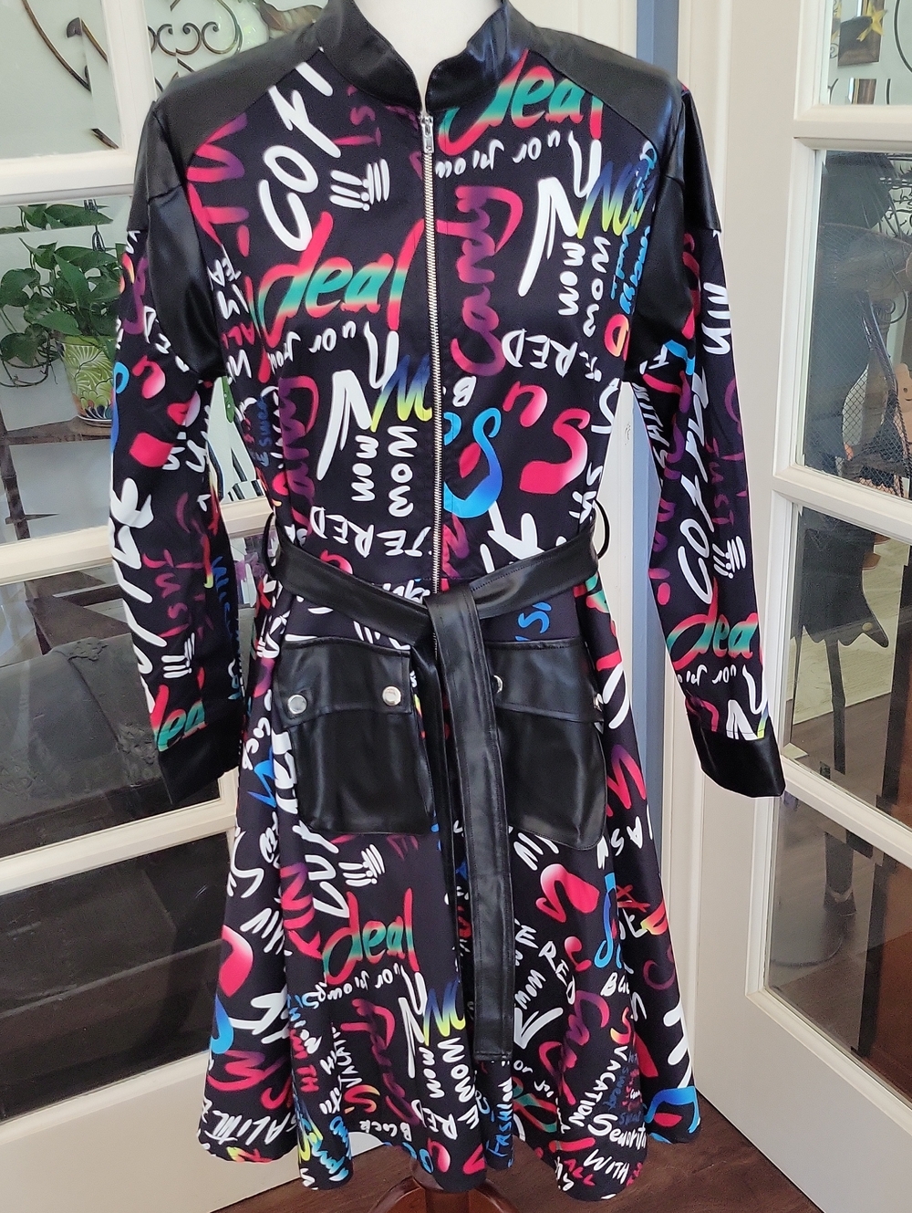ESY STUDIO EY Black Graffiti-Print Belted Fit & Flare Dress | Size: L